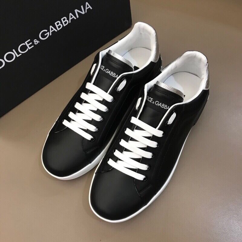 Dolce & Gabbana Sneaker in Black - DesignerGu