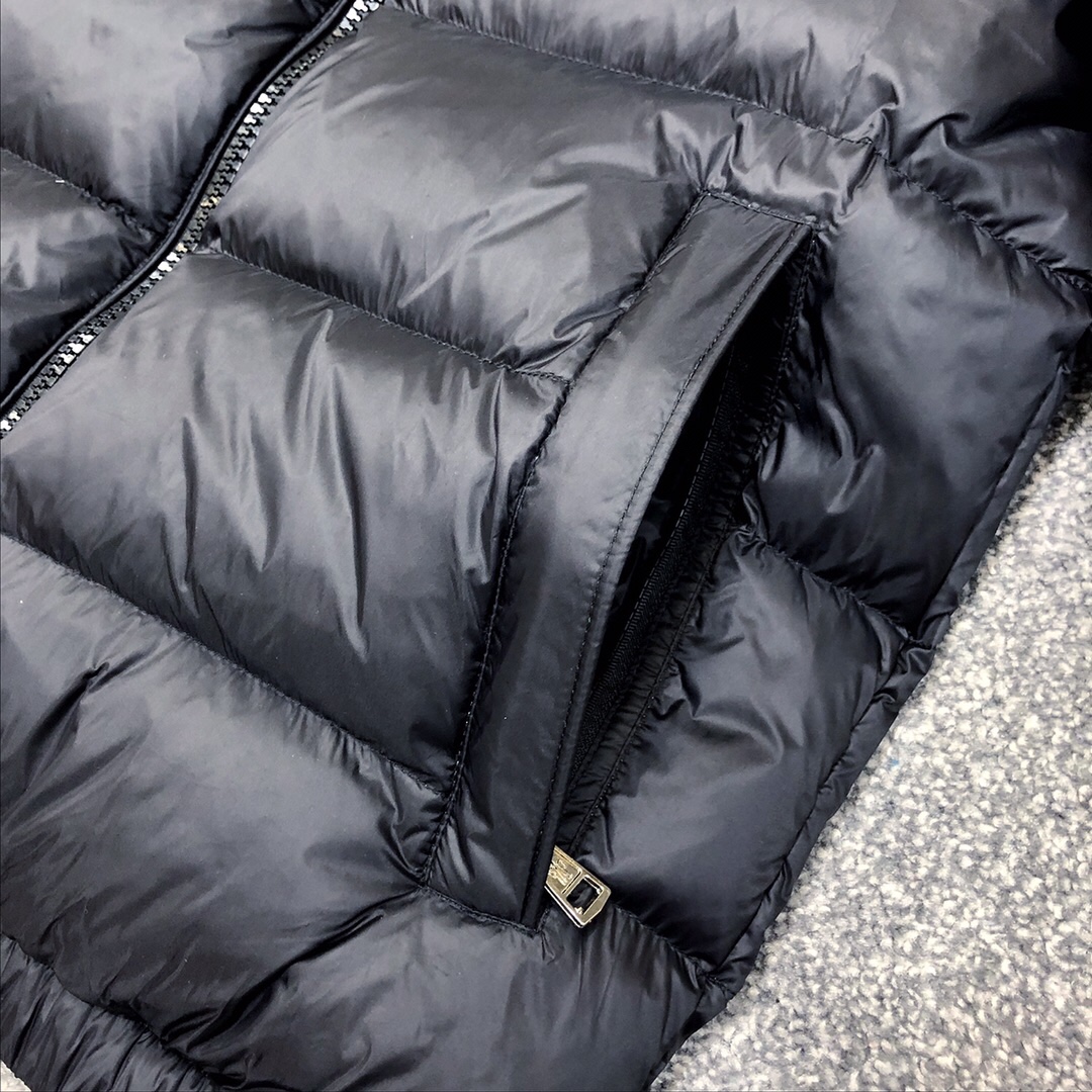 Moncler Black Down Jacket - DesignerGu