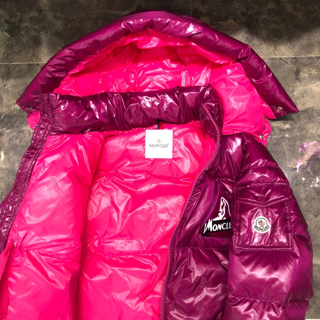 Moncler Down Jacket - DesignerGu