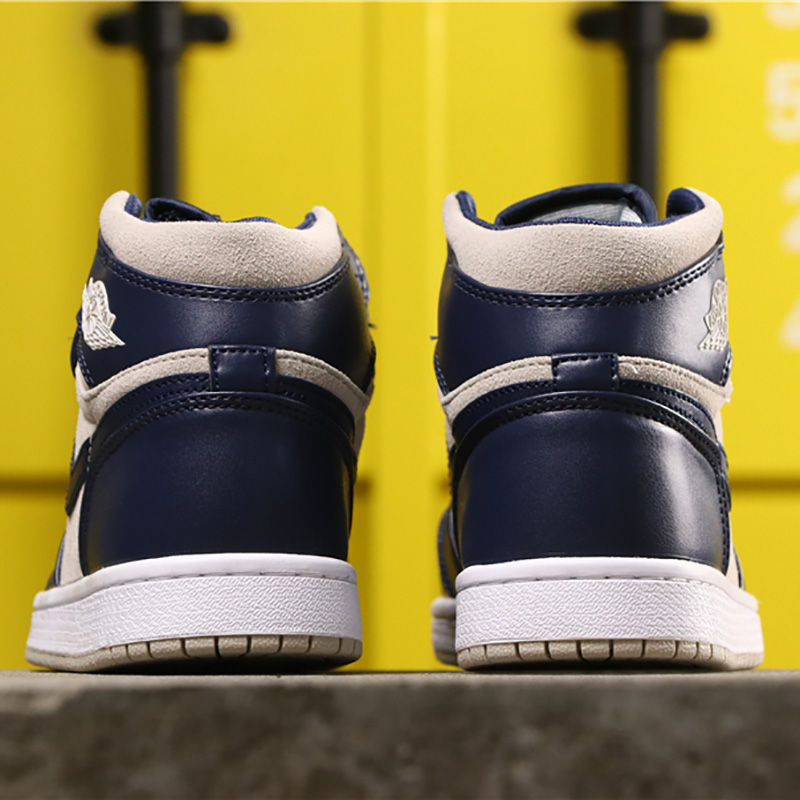 Jordan AJ1 Mid Top WMNS Navy Blue - DesignerGu