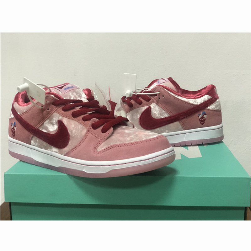 Strange Love X Nike SB Dunk Low  - DesignerGu