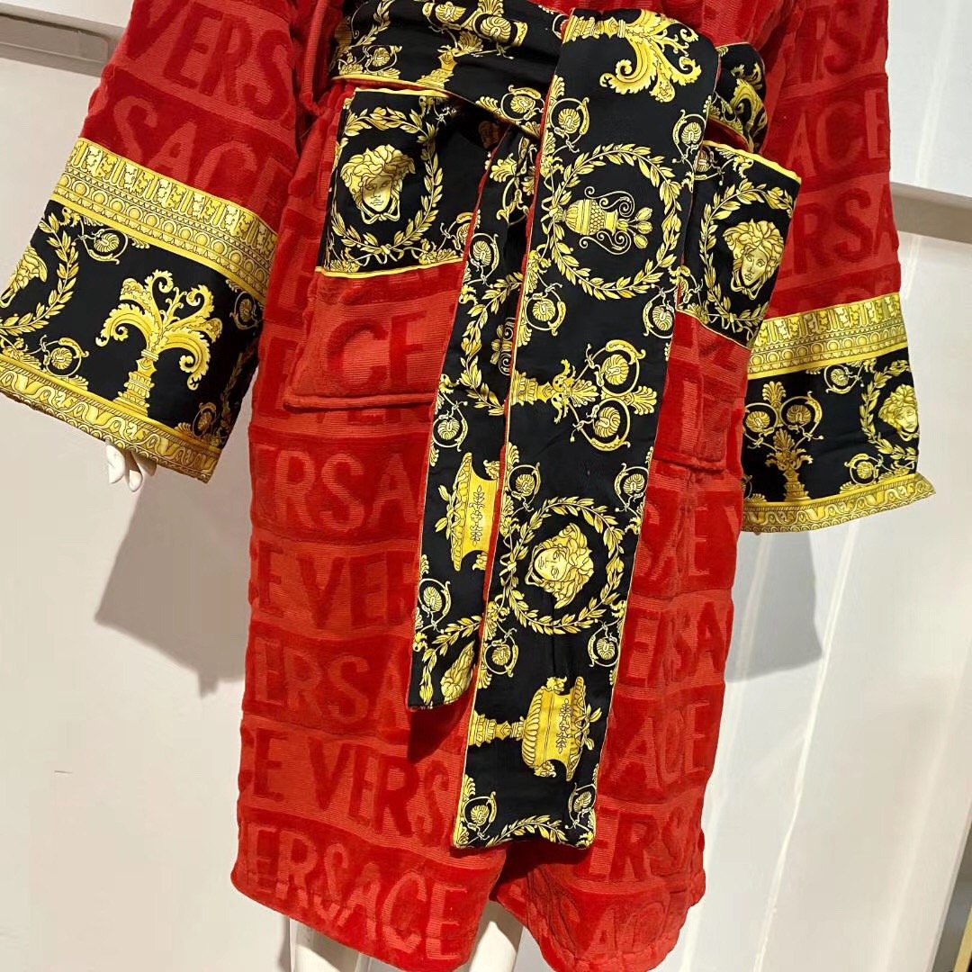 Versace Baroque Logo Jacquard Red Bathrobe - DesignerGu