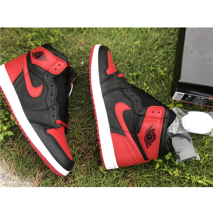 Air Jordan 1 banned - DesignerGu