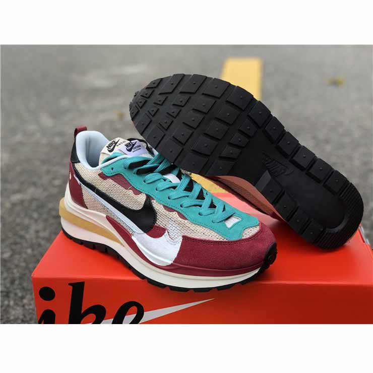 Nike x Sacai Ldv Waffle Sneakers - DesignerGu