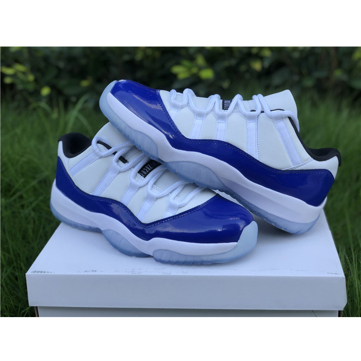 Jordan AJ11 Low WMNS 