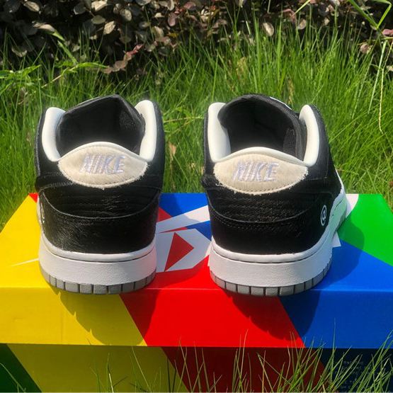 Medicom Toy X Nike SB Dunk Low BE@RBRICK - DesignerGu