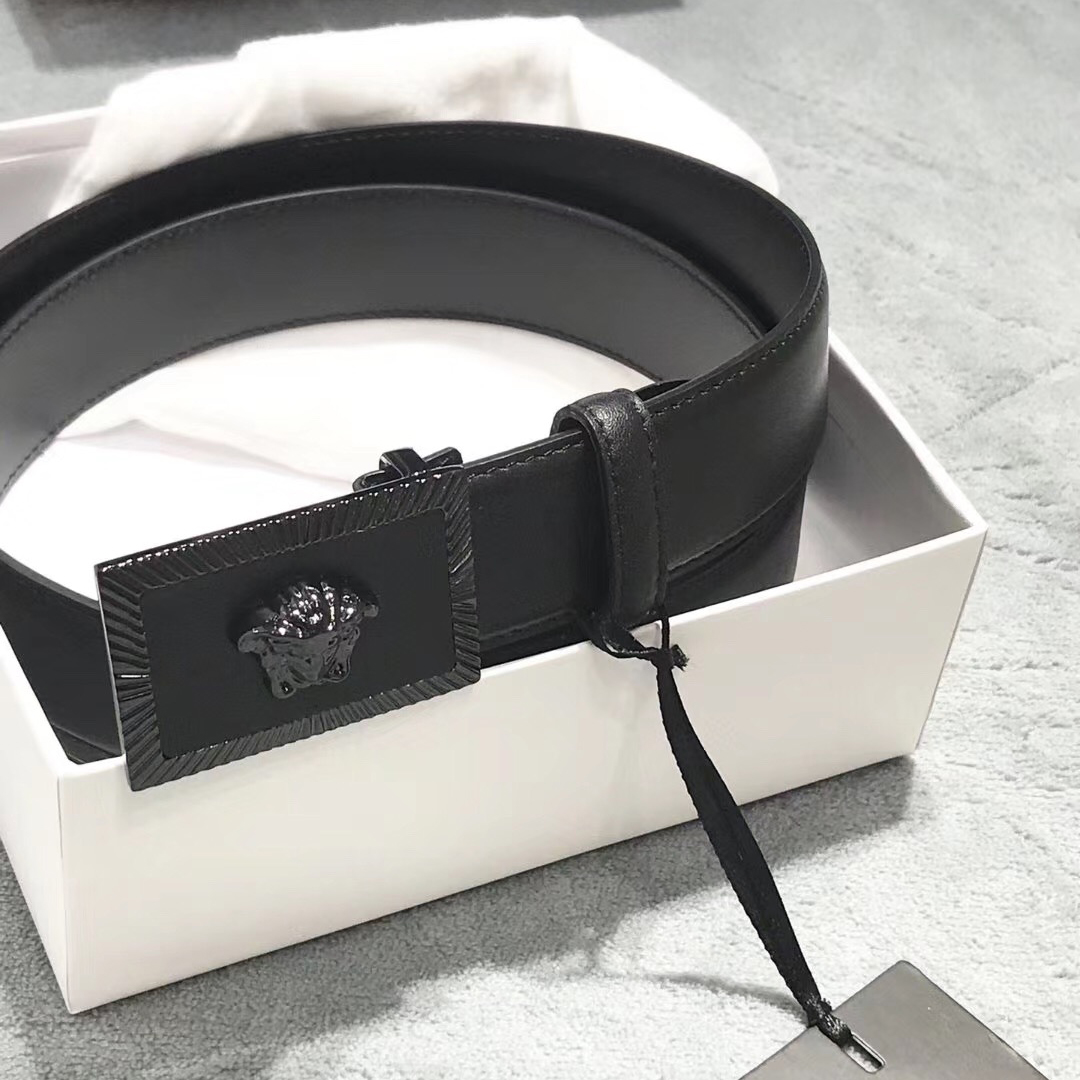 Versace Medusa Head Leather Belt - DesignerGu