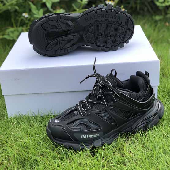 Balenciaga Track Trainers In Black - DesignerGu