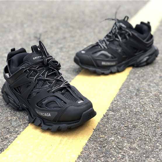 Balenciaga Track Trainers In Black - DesignerGu