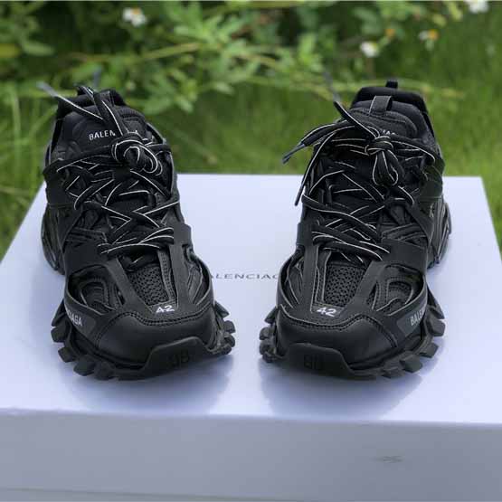 Balenciaga Track Trainers In Black - DesignerGu