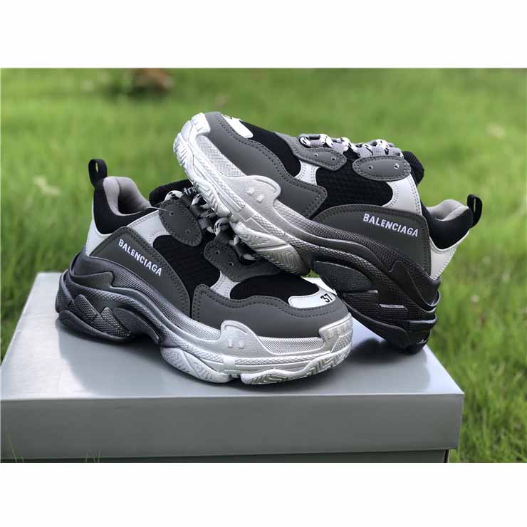 Balenciaga Triple S Sneaker  - DesignerGu