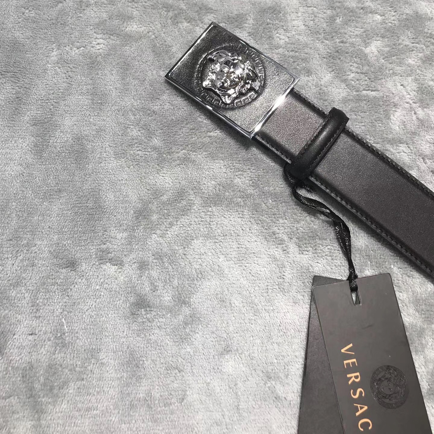 Versace Medusa Head Leather Belt - DesignerGu