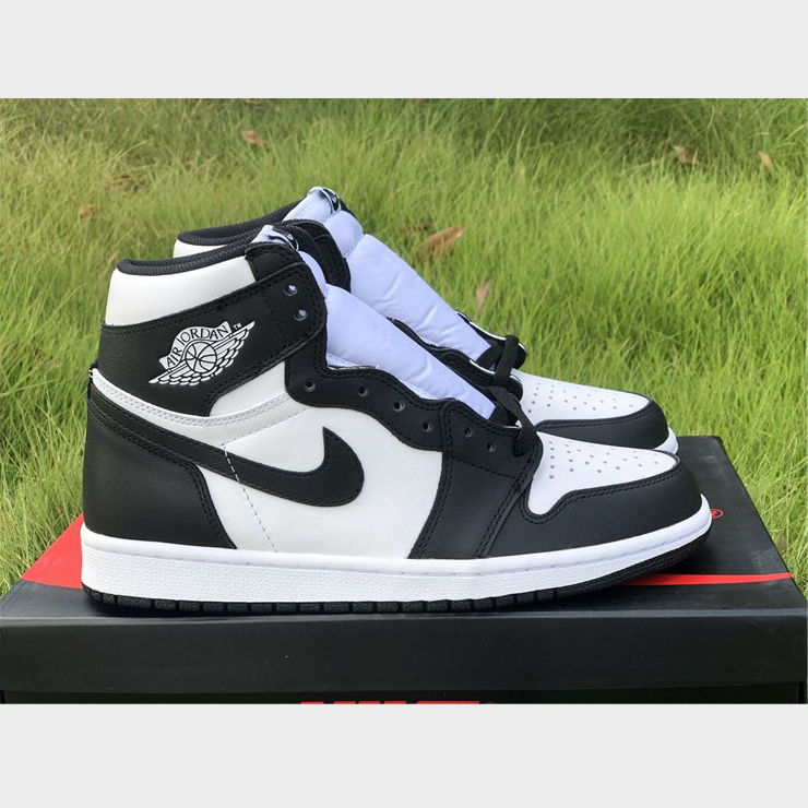 Jordan AJ1 High OG WMNS “Panda” - DesignerGu