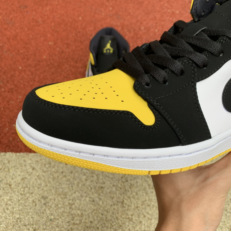 Jordan 1 Mid Yellow Toe Footasylum  - DesignerGu