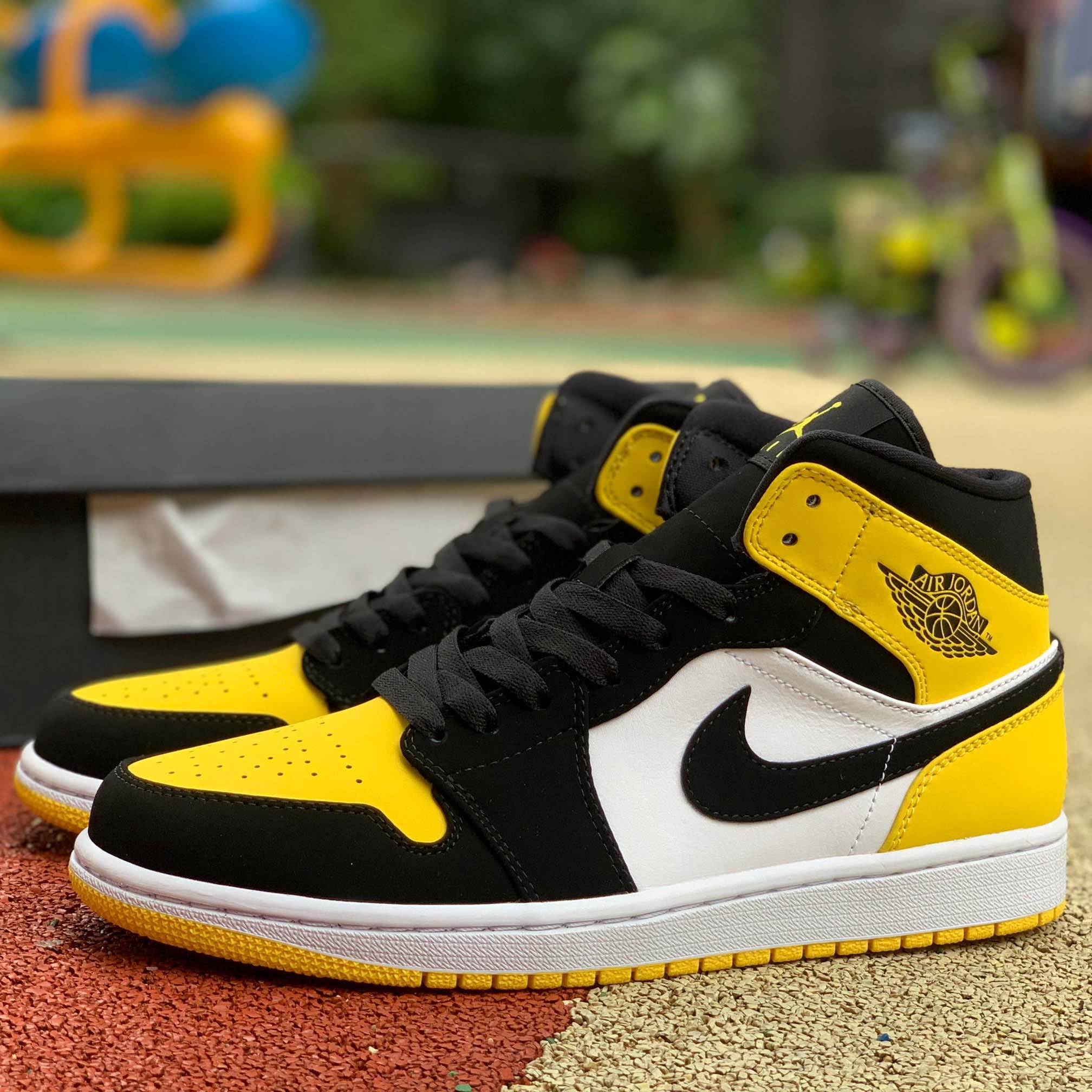 Jordan 1 Mid Yellow Toe Footasylum  - DesignerGu