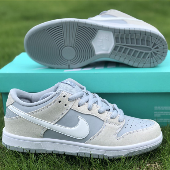 Nike Sb Dunk Low Trd White Summit Wolf Grey AR0778-110 - DesignerGu