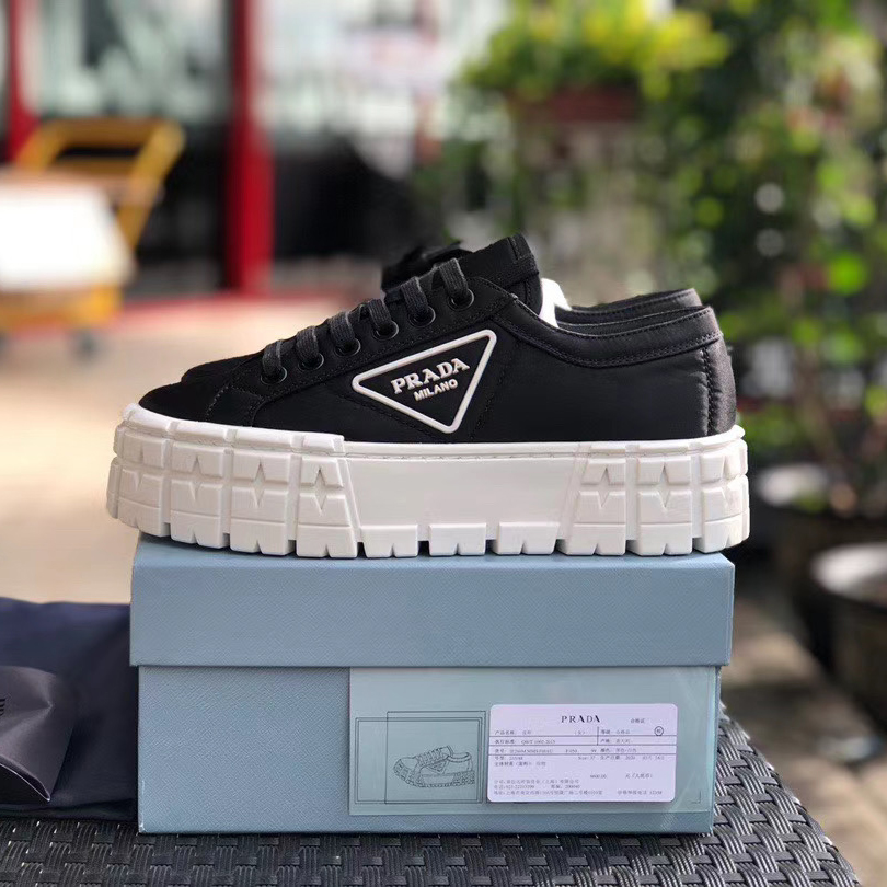 Prada Triangular Logo Plaque Sneakers - DesignerGu