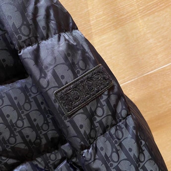 Dior Oblique Print Down Puffer Jacket - DesignerGu