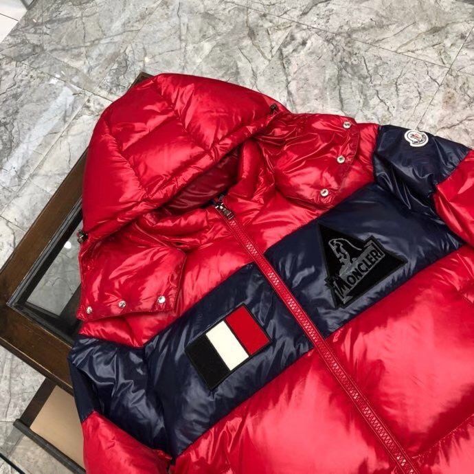 Moncler Logo Patch Padded Jacket - DesignerGu