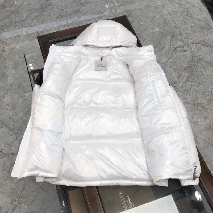 Moncler Logo Patch Padded Jacket - DesignerGu