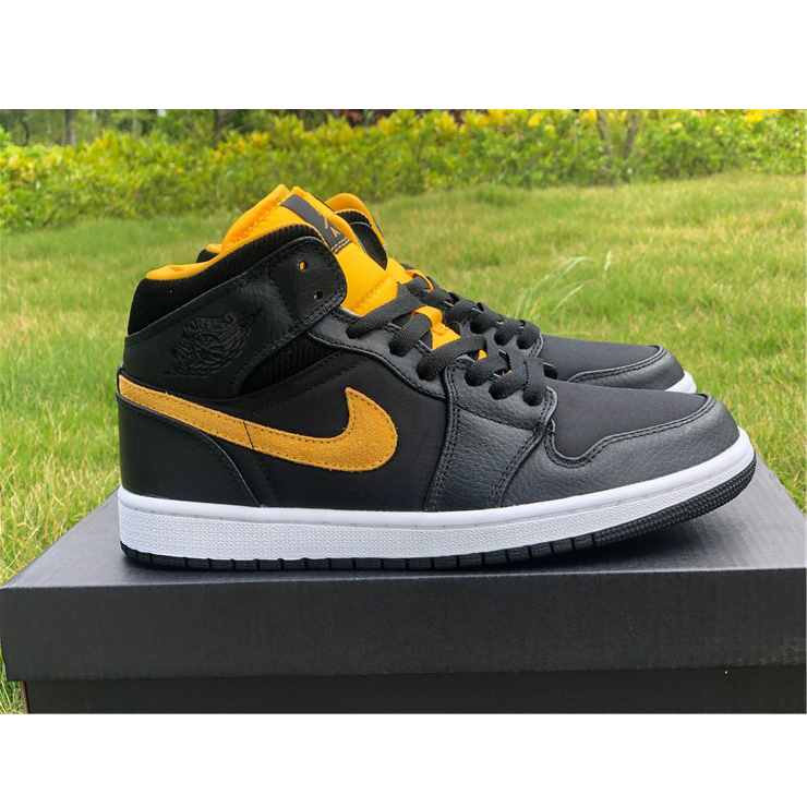 Jordan Air 1 Mid Black University Gold CI9352-001  - DesignerGu