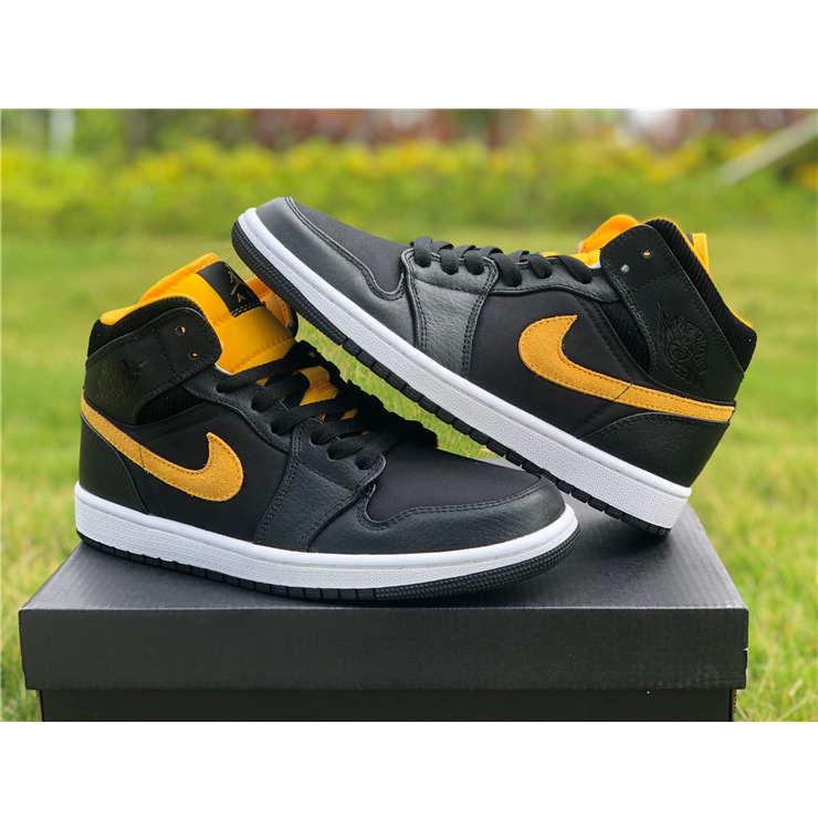 Jordan Air 1 Mid Black University Gold CI9352-001  - DesignerGu