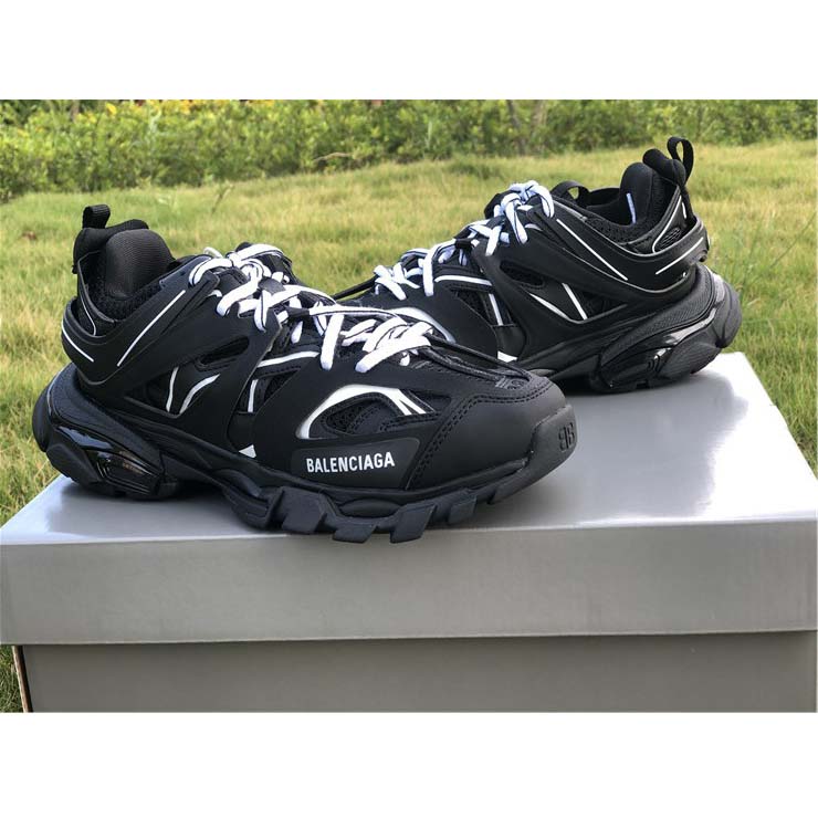 Balenciaga Track Sneakers  - DesignerGu