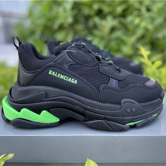 Balenciaga Triple S Sneaker - DesignerGu