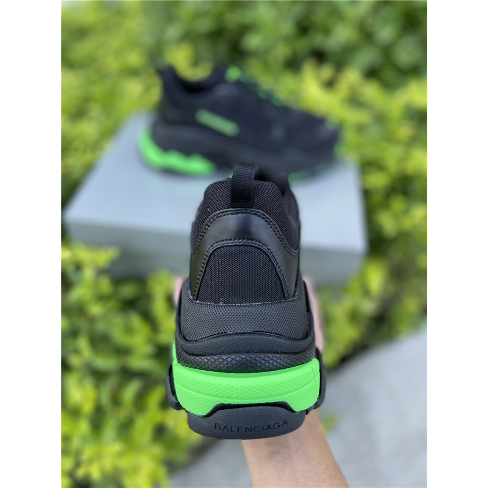 Balenciaga Triple S Sneaker - DesignerGu