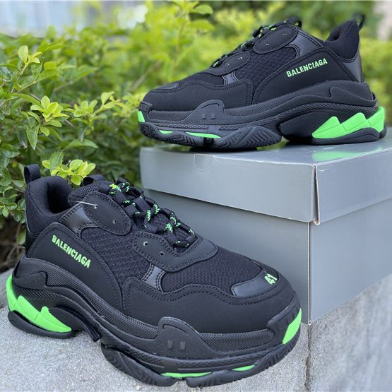 Balenciaga Triple S Sneaker - DesignerGu