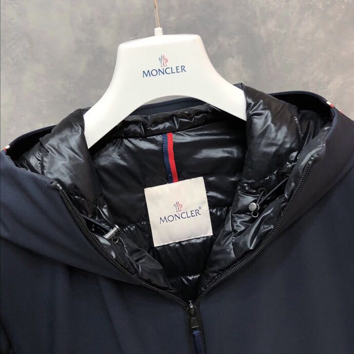 Moncler Hooded Lightweight Down Jacket - DesignerGu