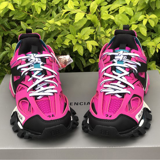 Balenciaga Track Sneakers  - DesignerGu