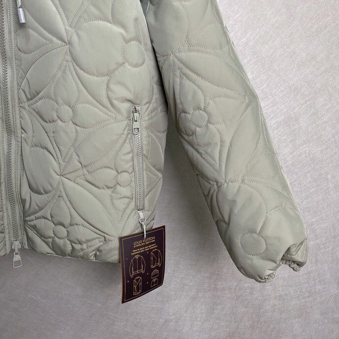 Louis Vuitton Monogram Puffer Jacket - DesignerGu