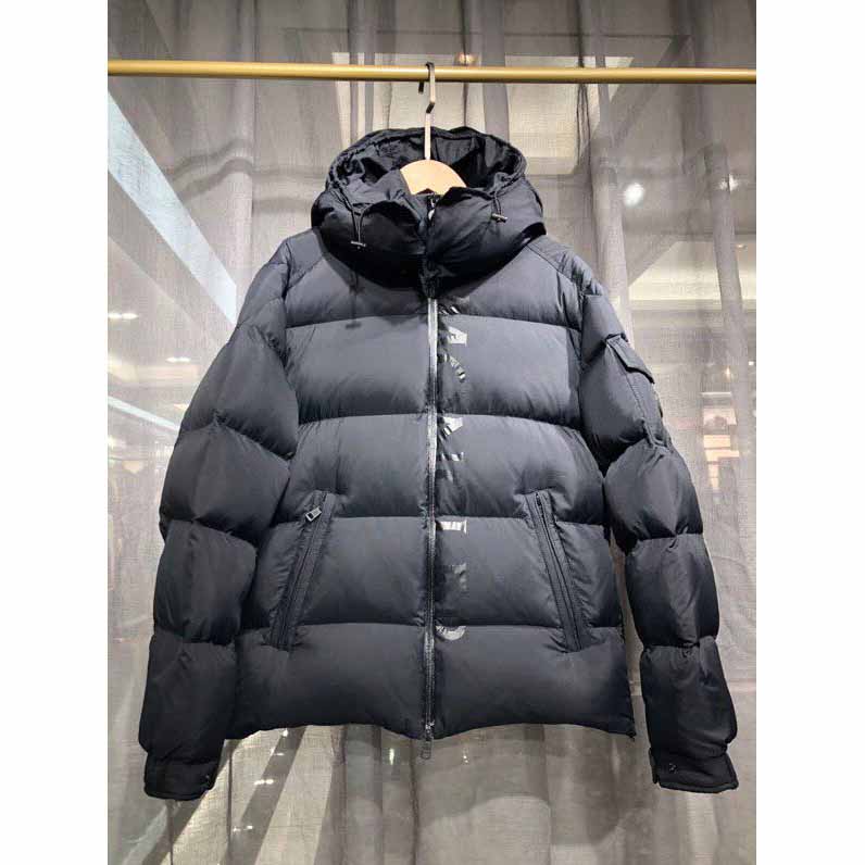 Moncler Maures Logo-print Quilted Down Jacket - DesignerGu