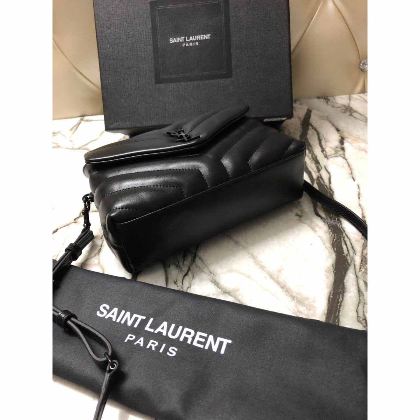 Saint Laurent Black Leather Shoulder Bag  - DesignerGu