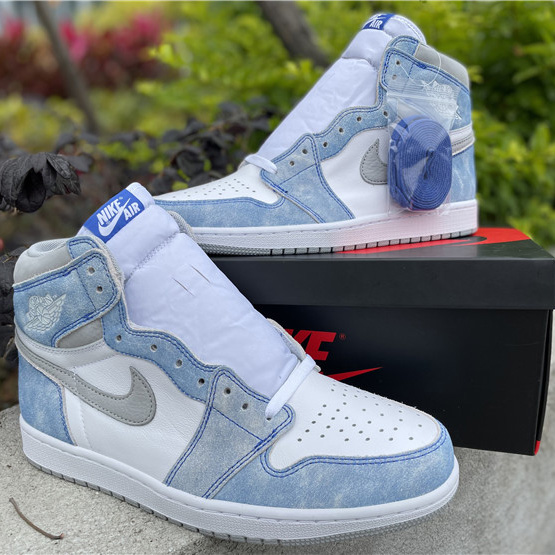 Jordan Air 1 High OG “Hyper Royal” 555088-402 - DesignerGu