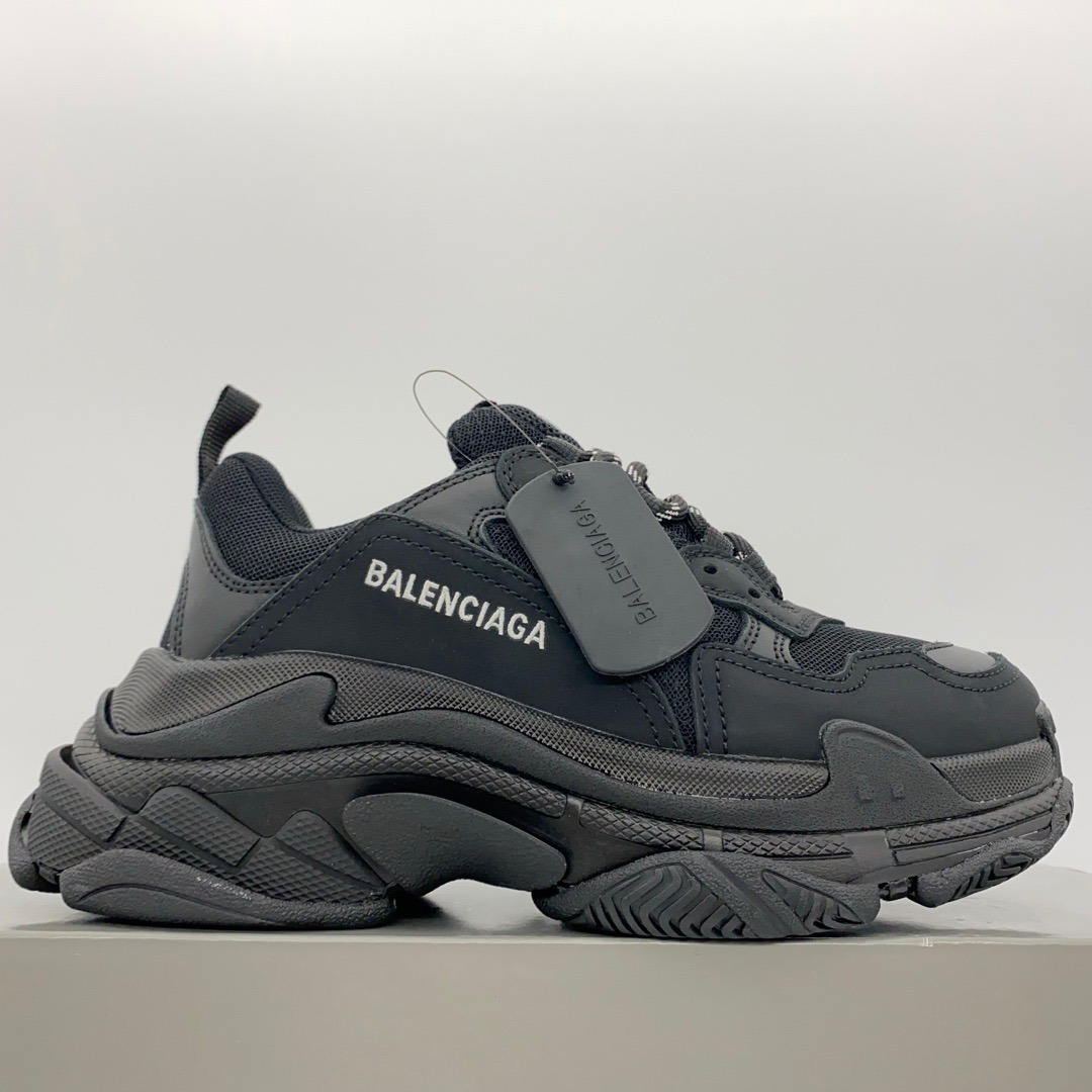 Balenciaga Triple S Trainer - DesignerGu