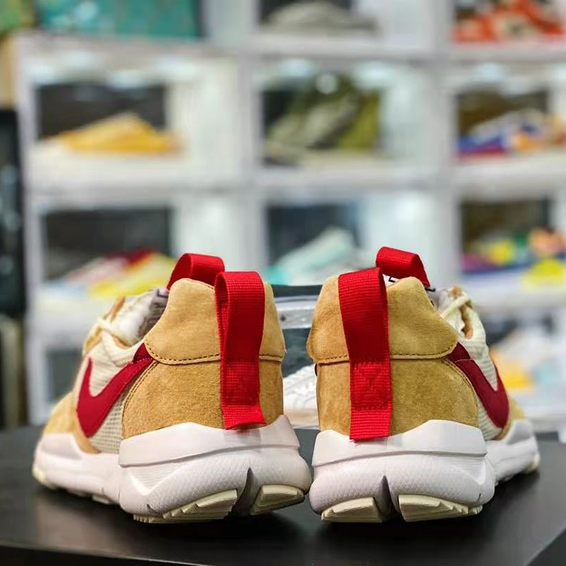 Nike Mars Yard Shoe 2.0 Tom Sachs - DesignerGu