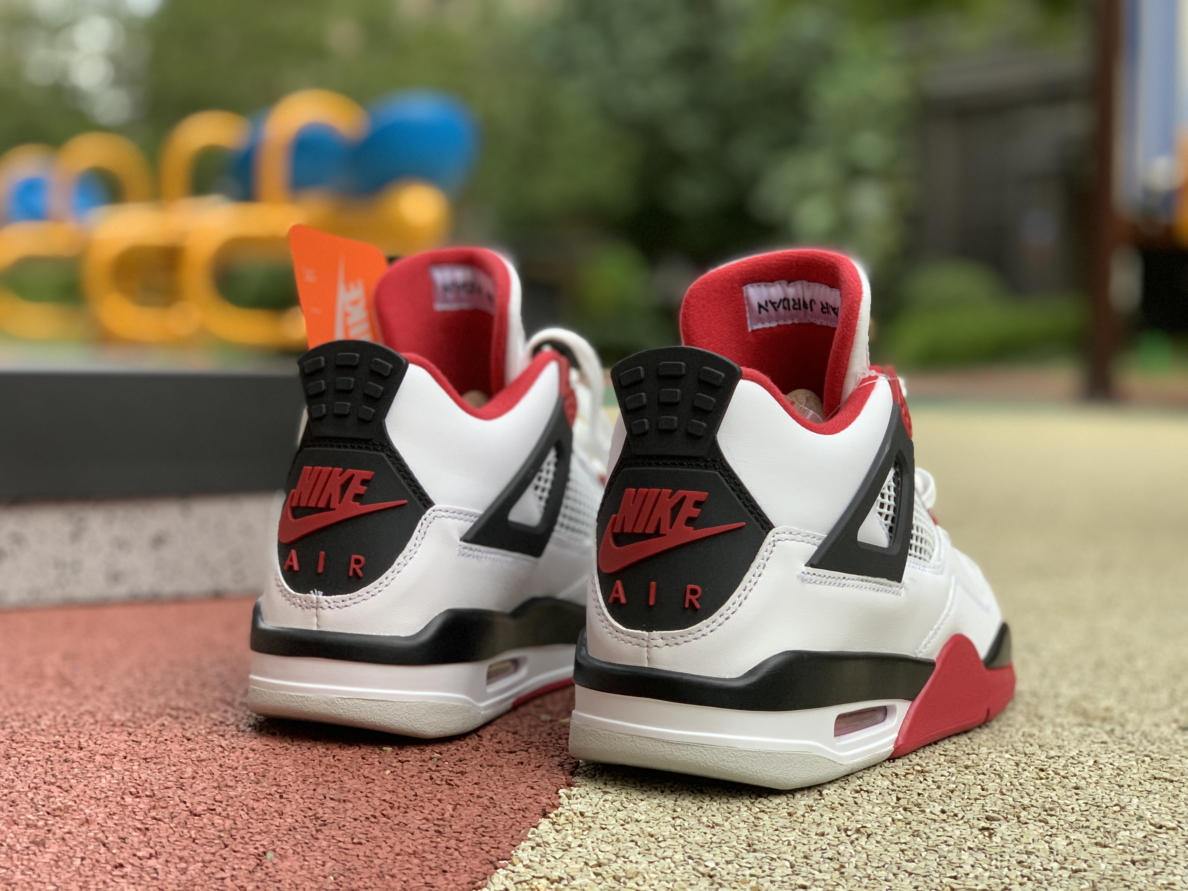 Jordan Air 4 Retro Fire Red (2020) - DesignerGu