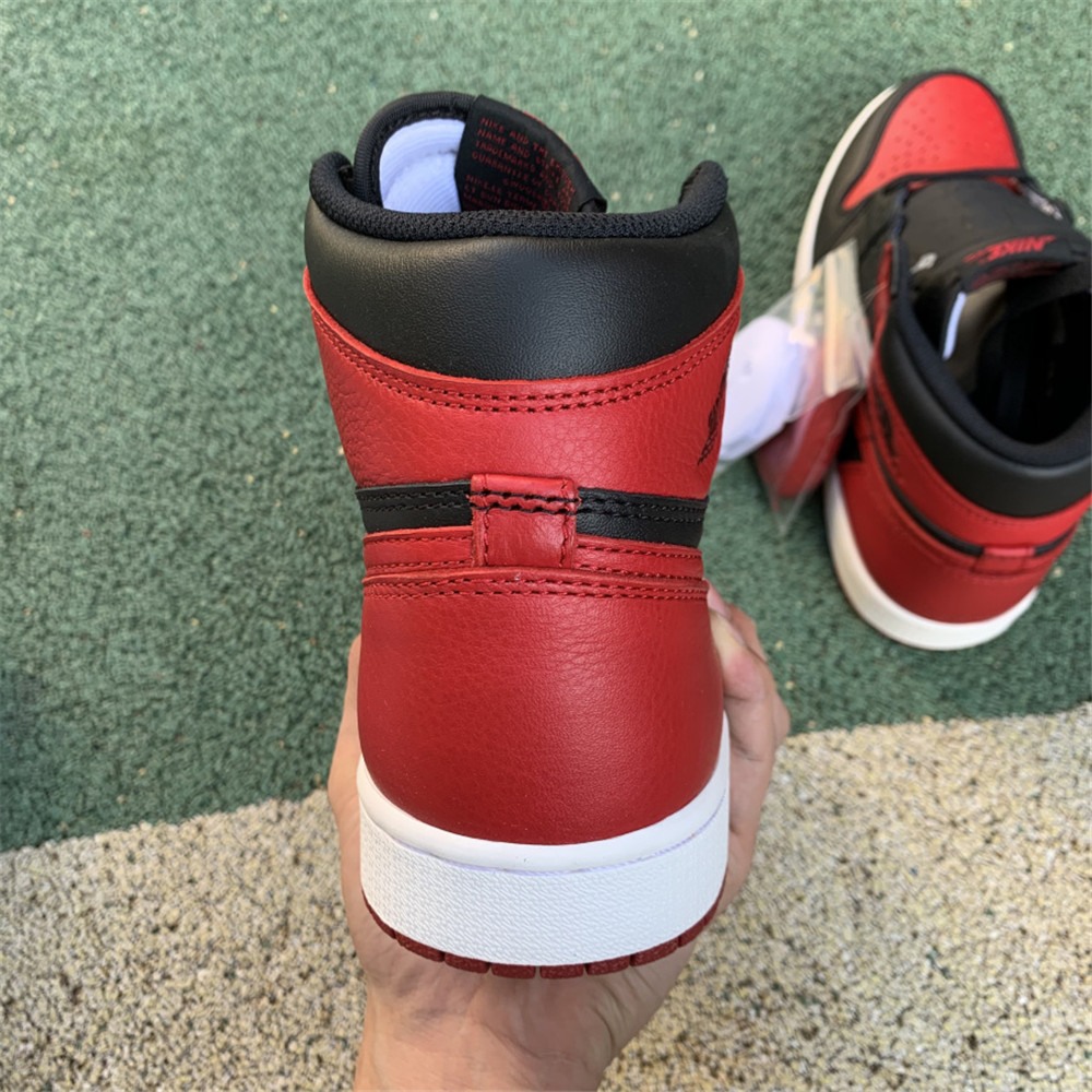 Jordan AJ 1 OG Banned Red Black Sneaker 555088-001 - DesignerGu