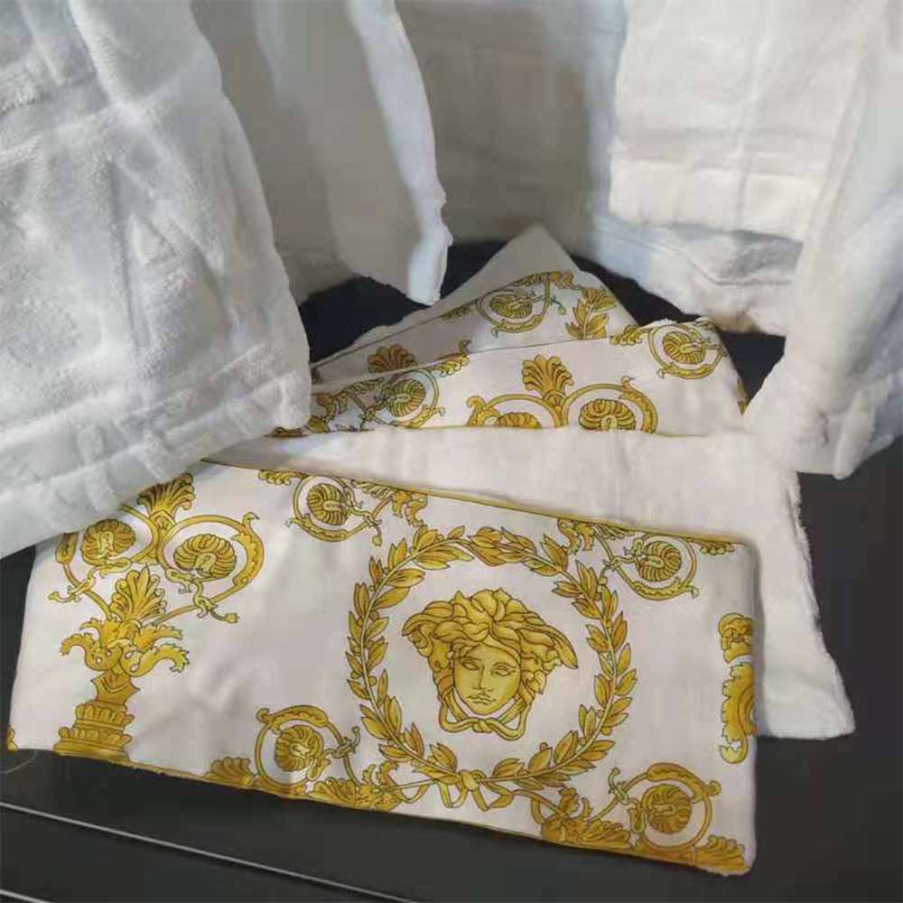 Versace Palazzo Logo Jacquard White Bathrobe - DesignerGu