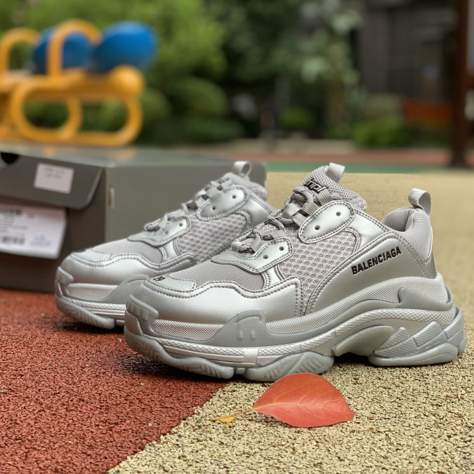 Balenciaga Triple S Trainer - DesignerGu