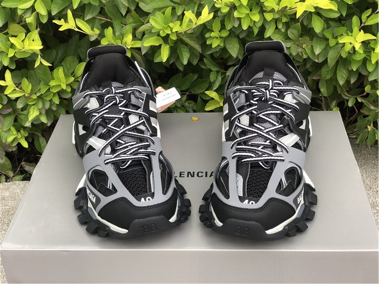 Balenciaga Track Sneakers  - DesignerGu