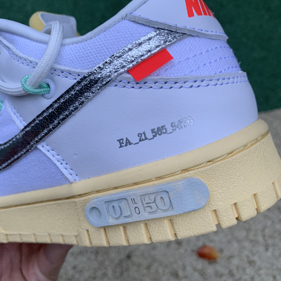 Off-White X Nike SB Dunk Low 