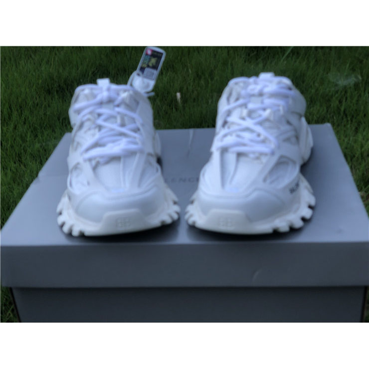 Balenciaga Men's Track Sneaker In White - DesignerGu