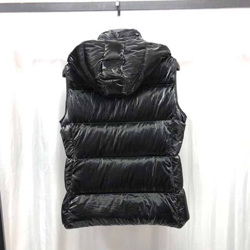 Moncler Diotis Vest In Black - DesignerGu