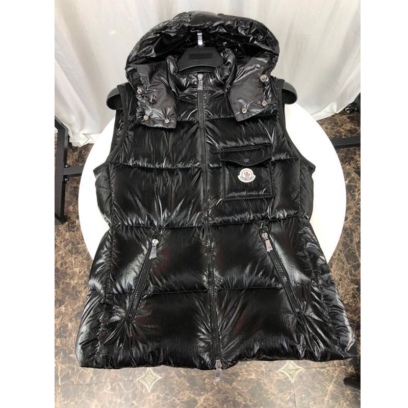 Moncler Diotis Vest In Black - DesignerGu