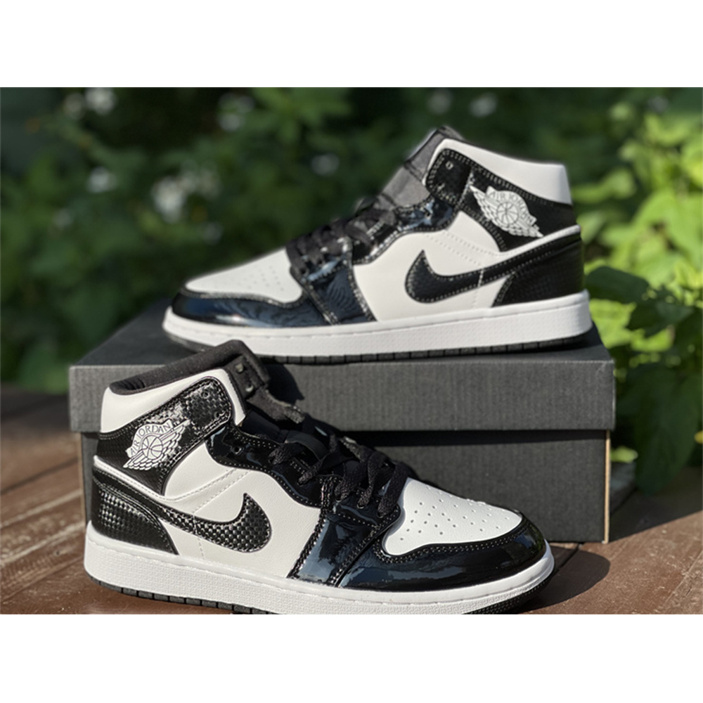 Jordan AJ 1 Mid Oreo Sneakers - DesignerGu