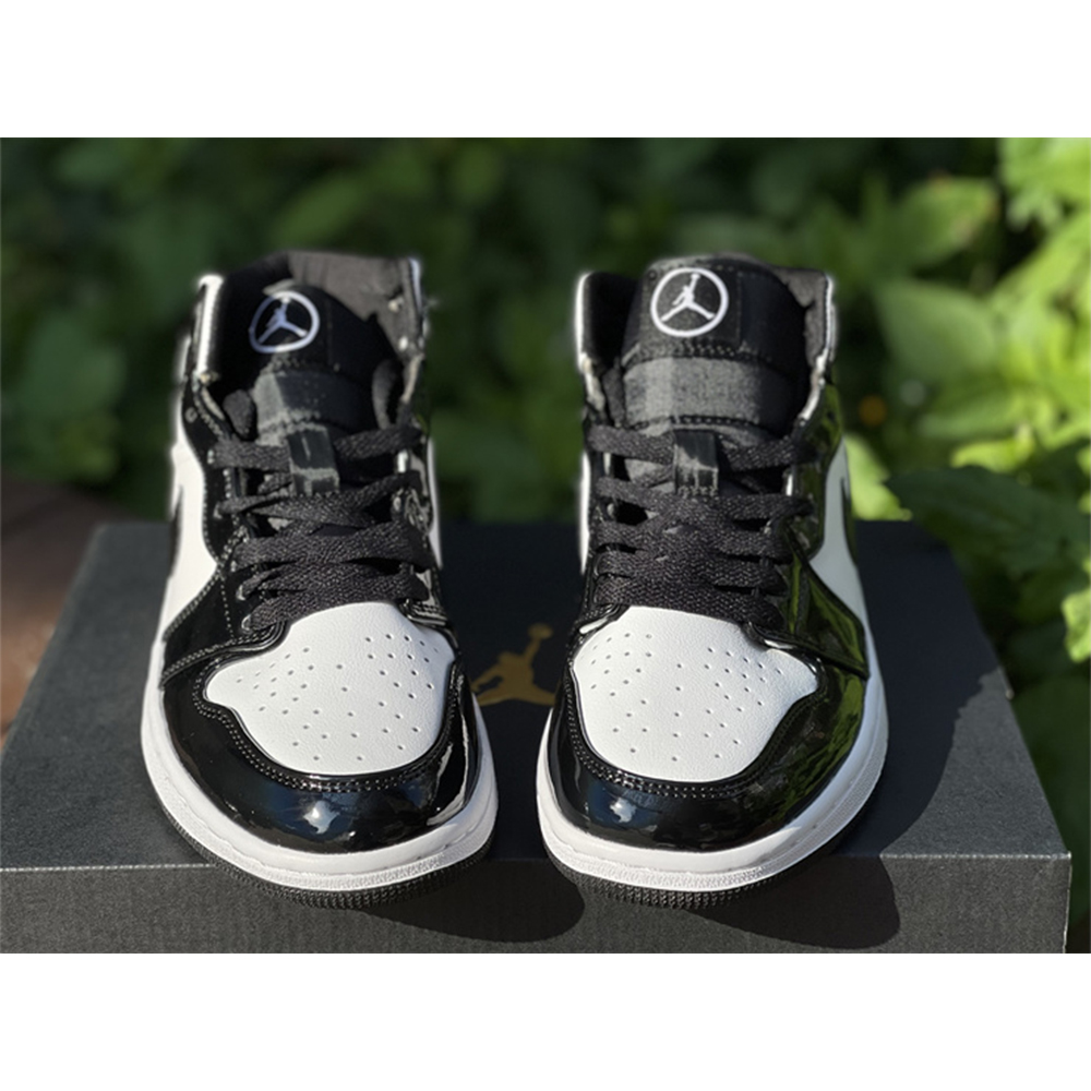 Jordan AJ 1 Mid Oreo Sneakers - DesignerGu