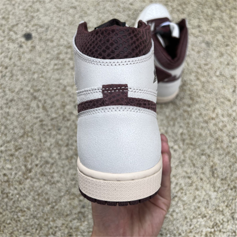 Jordan AJ1 Sneaker - DesignerGu